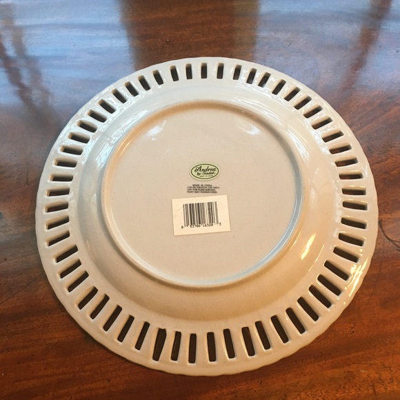 Andrea by Sadek China 10 1/8” Reticulated Decorative Plate - flowers and birds - Picture 5 of 5